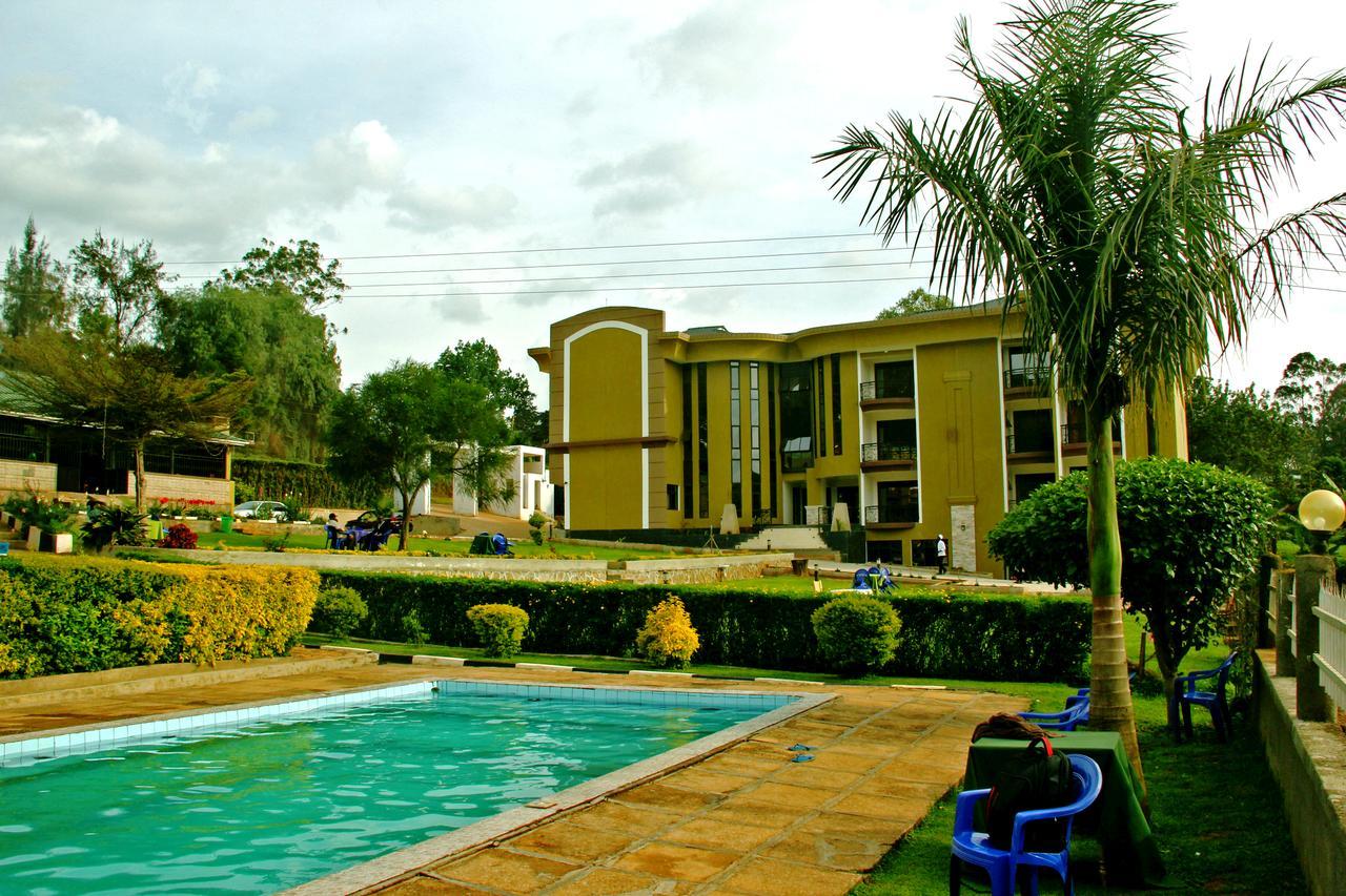 Cepha'S Inn Kabale Esterno foto