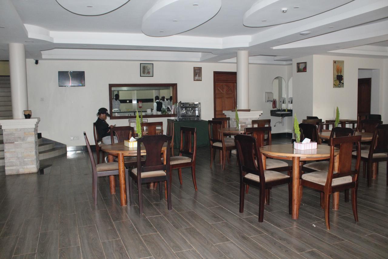 Cepha'S Inn Kabale Esterno foto