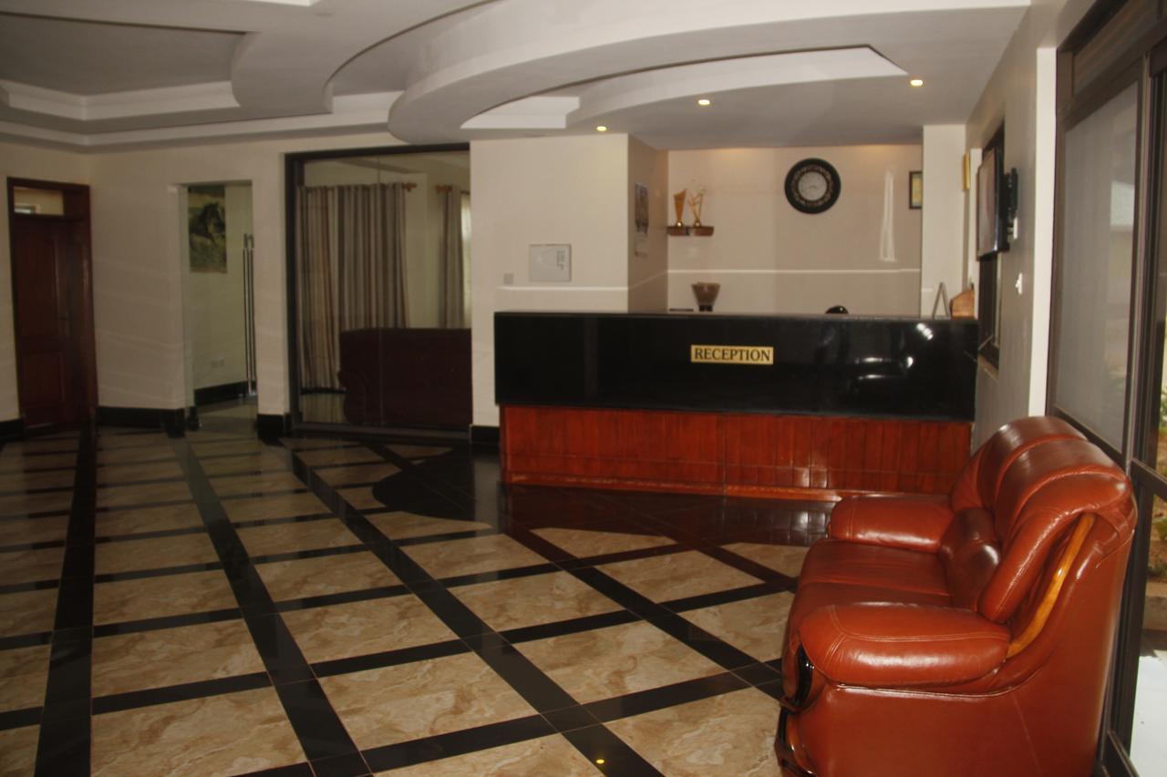 Cepha'S Inn Kabale Esterno foto